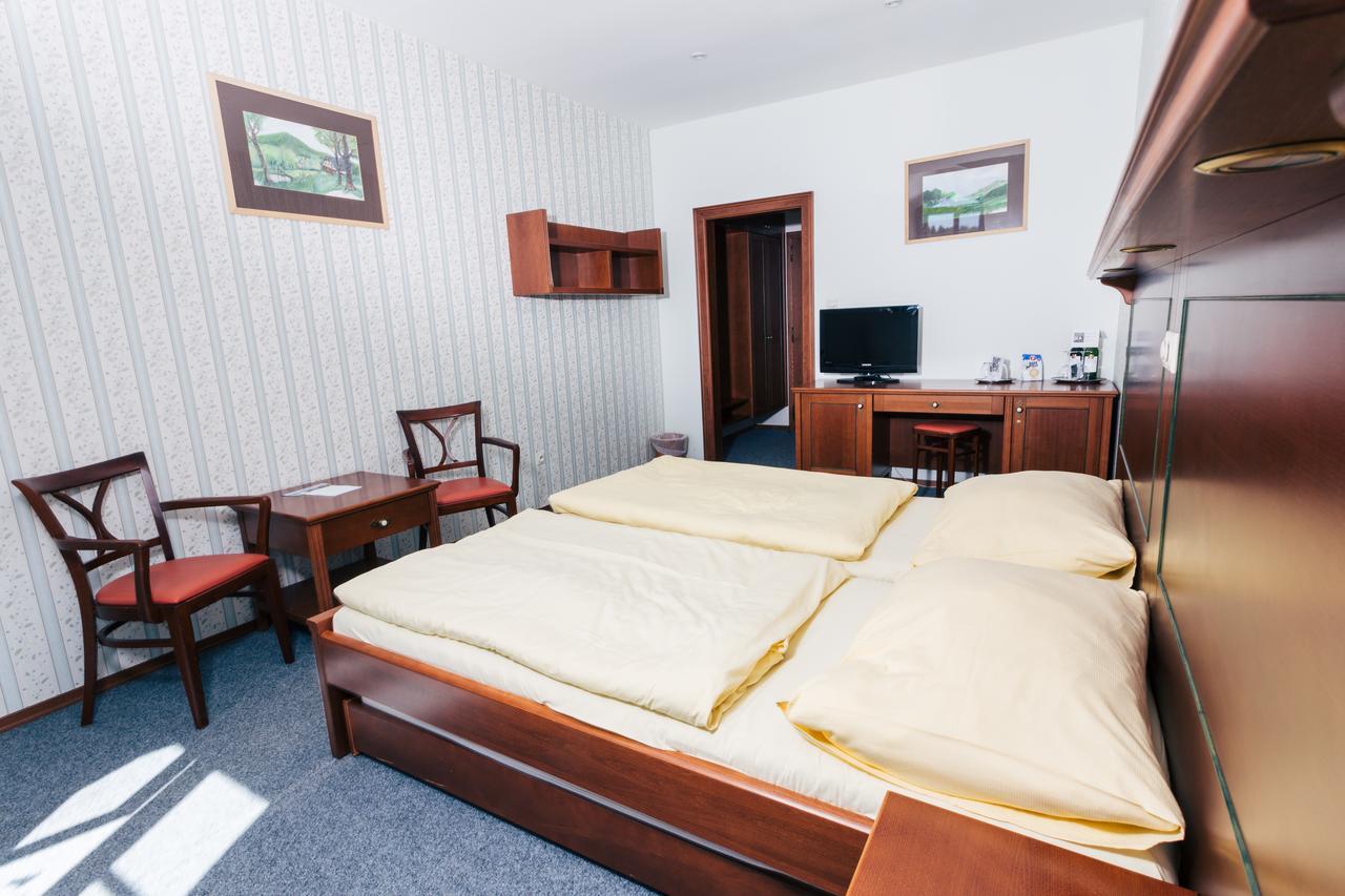 Resort Malevil Jablonné v Podještědí Bagian luar foto