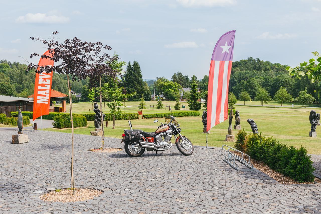 Resort Malevil Jablonné v Podještědí Bagian luar foto