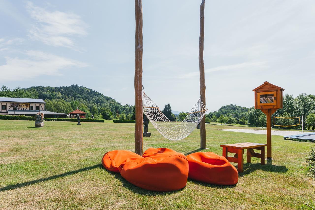 Resort Malevil Jablonné v Podještědí Bagian luar foto